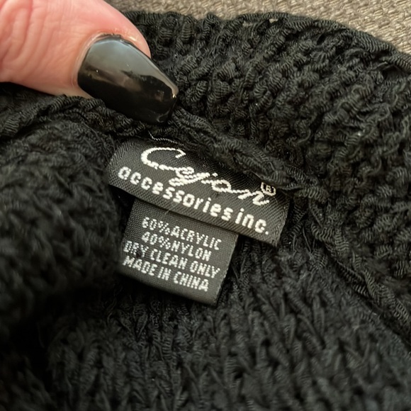 Cejon Fringe Poncho - Picture 4 of 4